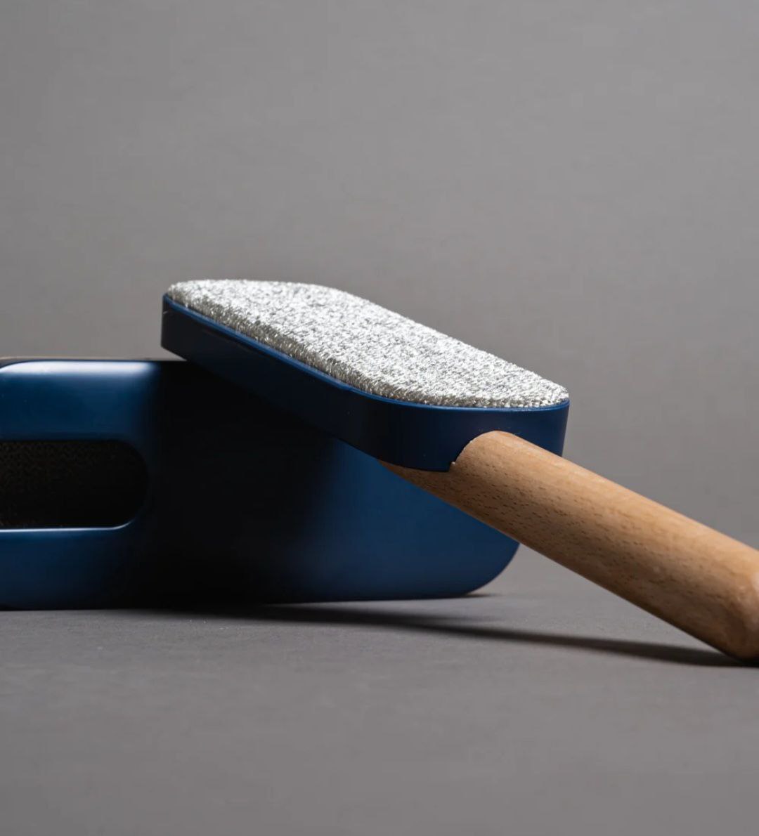 Wooden Reusable Lint Remover Brush